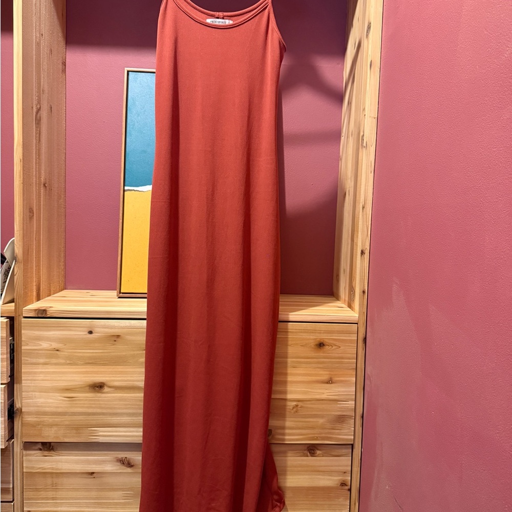 Elegant Red Maxi Dress